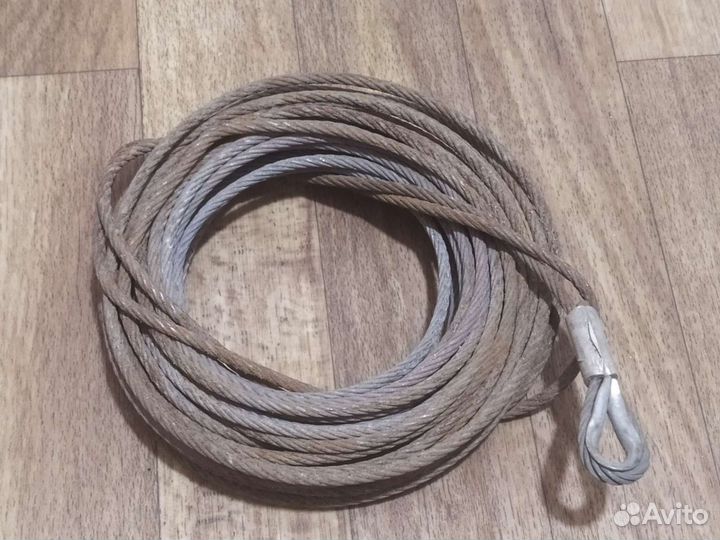 Стальной трос на лебедку