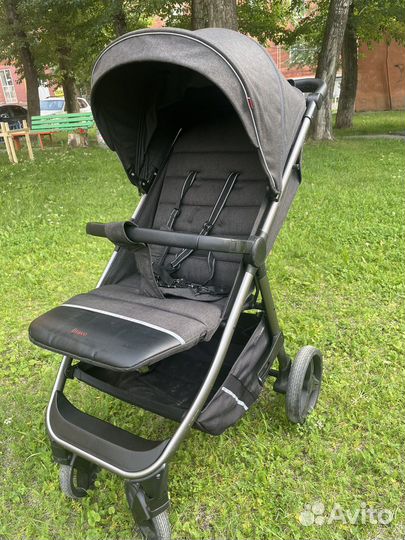 Коляска прогулочная