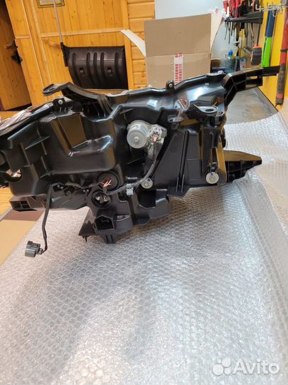 Фара Toyota land cruiser prado передняя левая