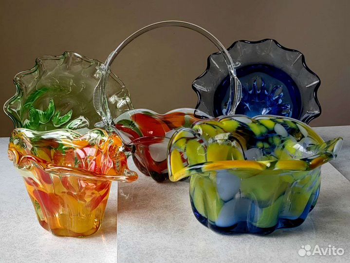 Ваза конфетница цветное стекло