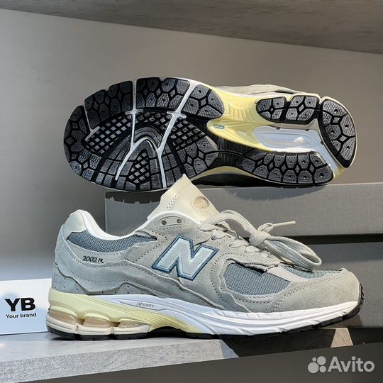 Кроссовки New Balance 2002r