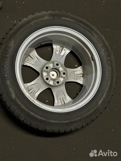 Yokohama Ice Guard IG50 215/60 R17