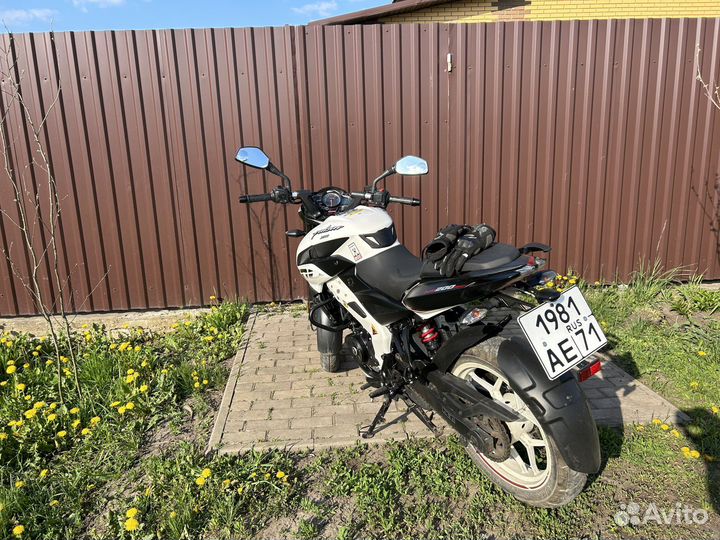 Bajaj pulsar ns200