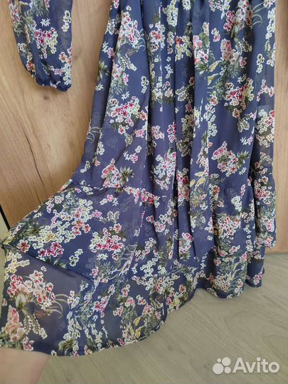 Шифоновое платье новое 46 48