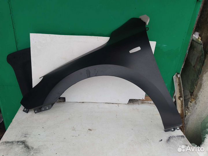 Крыло передняя правая и левая Hyundai i 30 Ай30