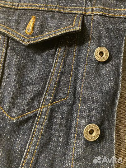 Джинсовая куртка