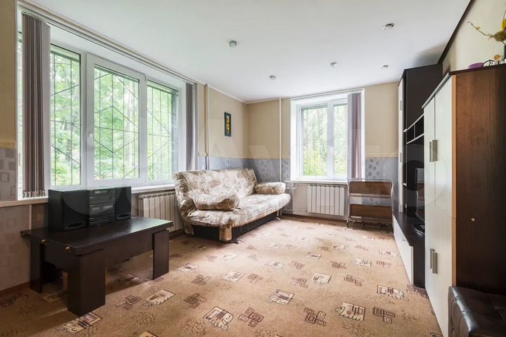 2-к. квартира, 43 м², 1/5 эт.