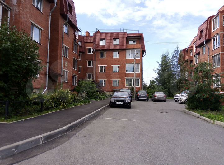 3-к. квартира, 76,7 м², 2/4 эт.
