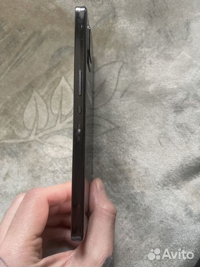 Sharp Aquos zero6, 8/128 ГБ