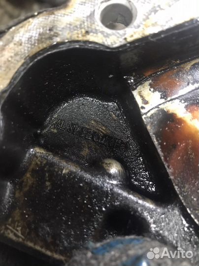 Крышка двс передняя Volkswagen Passat B6