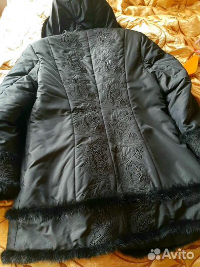 Пуховик женский