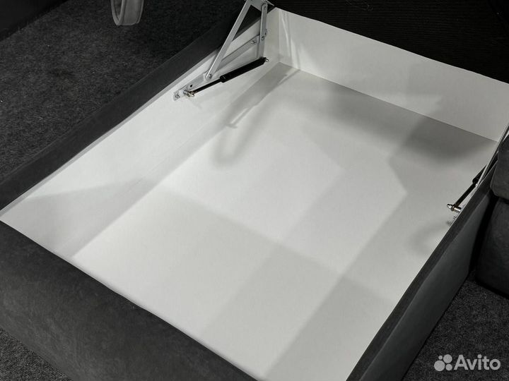 Диван угловой