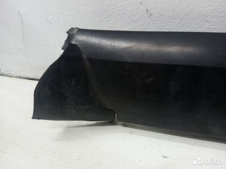 Накладка порога skoda yeti Правая