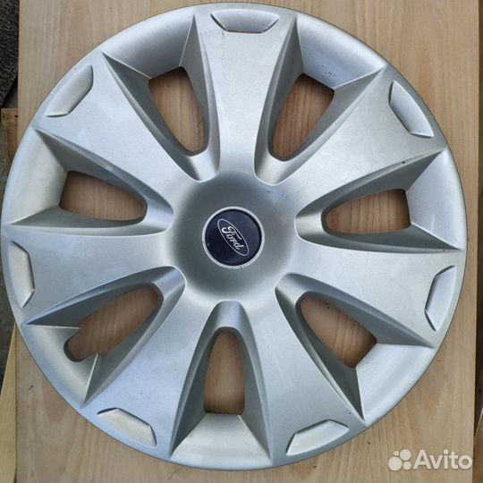 Колпак r 16 ford focus