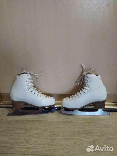 Фигурные коньки risport exellence 225
