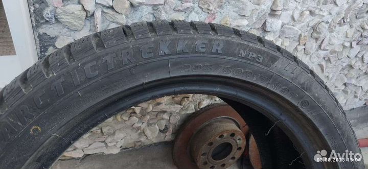 Maxxis ArcticTrekker NP3 205/50 R17 93T