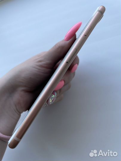 Телефон iPhone 8 plus
