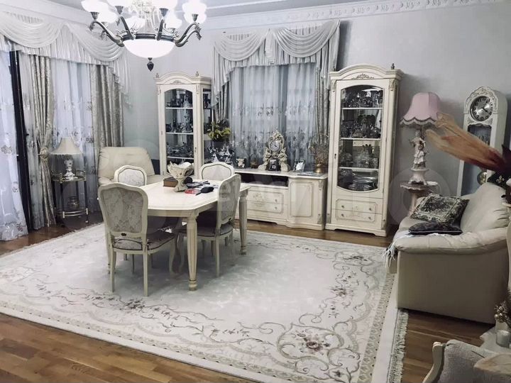 4-к. квартира, 125 м², 2/6 эт.