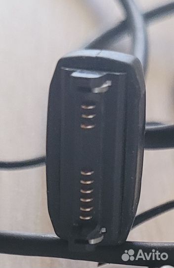 Проводные наушники