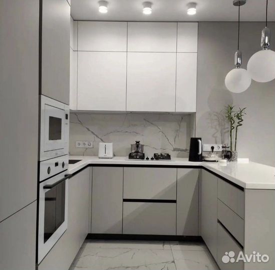 Кухня П-образная. Под заказ