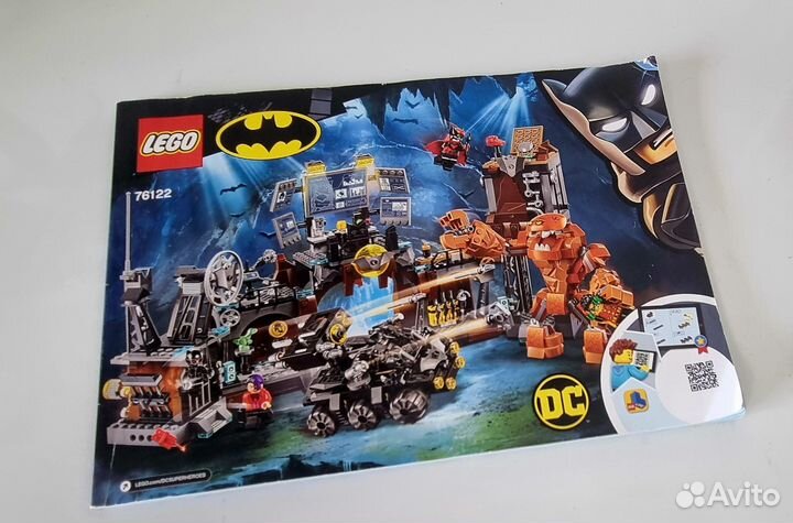 Lego 76122 Вторжение Глиноликого в бэт-пещеру