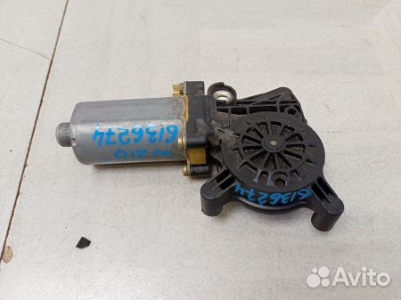 Моторчик переднего правого стеклоподъемника