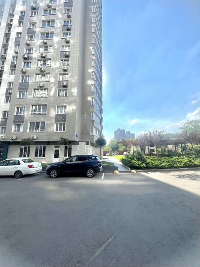4-к. квартира, 119 м², 15/25 эт.