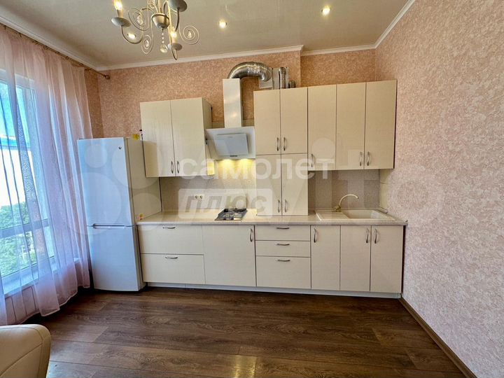 2-к. квартира, 57,7 м², 4/4 эт.