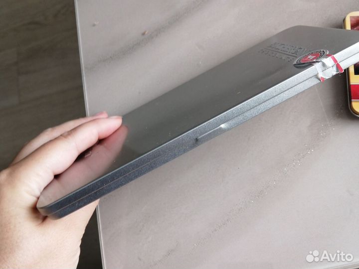 Коробки жестяные плоские для быта