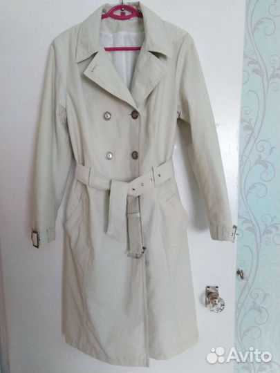 Плащ женский