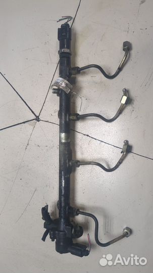 Рампа топливная Mercedes Vito W638, 2000