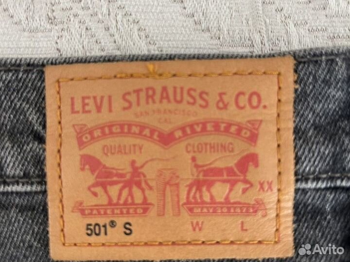 Джинсы levis женские W30 L32