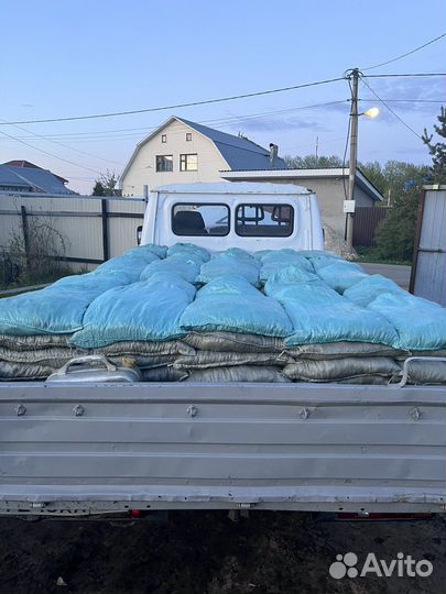 Чернозем с биогумосом в мешках