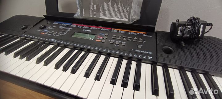 Синтезатор yamaha psr e263