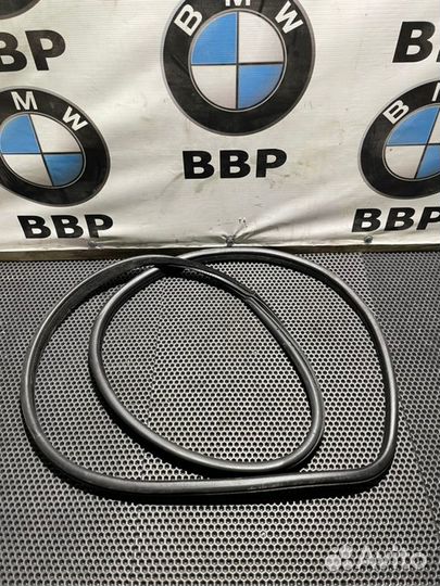 Уплотнитель дверного проёма Bmw 3 E46 M54B30 2002