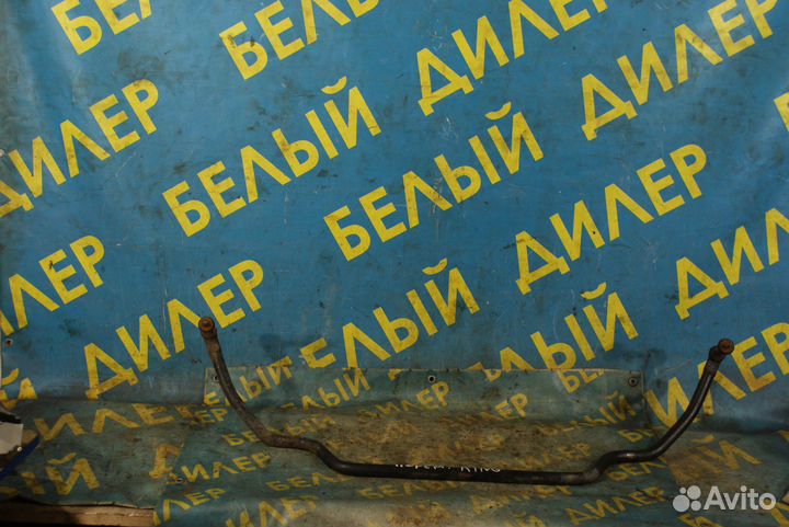 Передний стабилизатор Nissan Urvan King