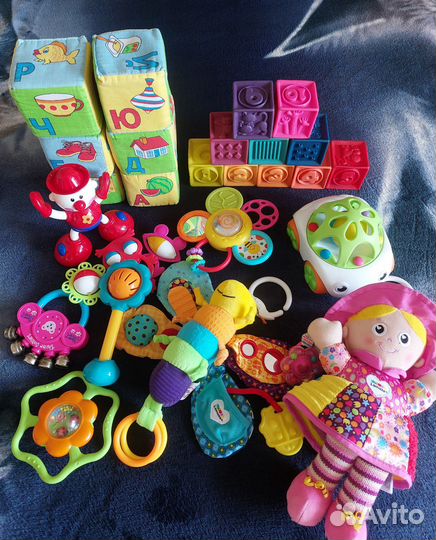 Детские игрушки пакетом для малыша