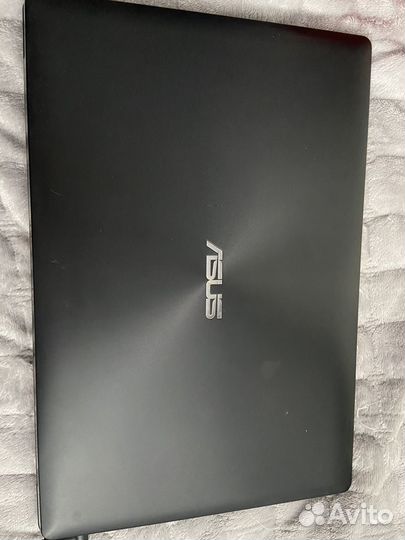 Ноутбук asus