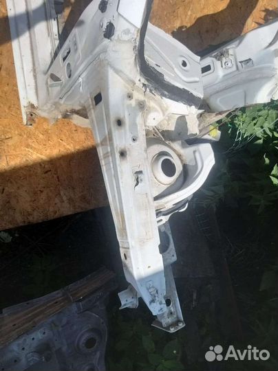 Лонжерон правый volkswagen polo