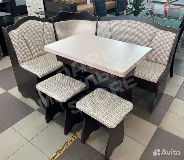 Уголок кухонный