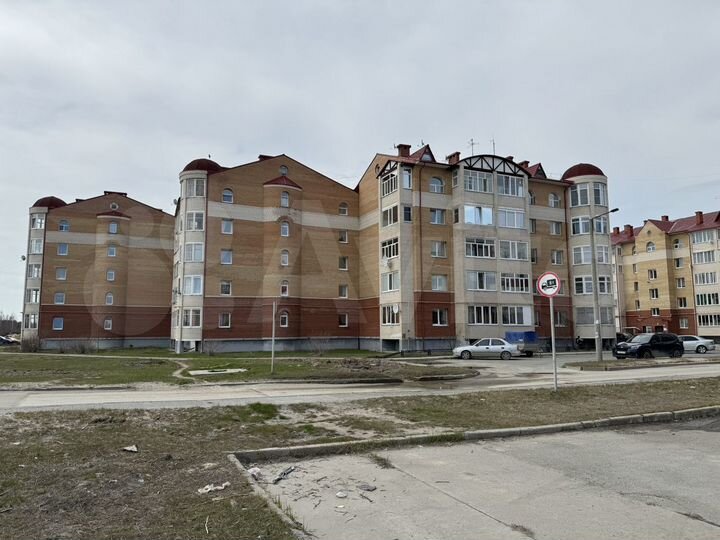 3-к. квартира, 97 м², 4/5 эт.