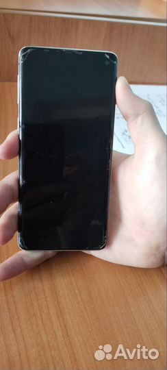 Samsung Galaxy S10, 8/128 ГБ