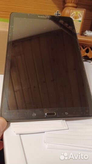 Планшет samsung galaxy tab E SM-T561