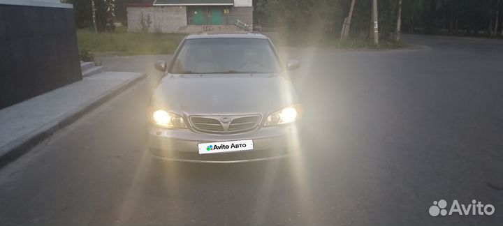 Nissan Maxima 2.0 AT, 2003, 500 800 км