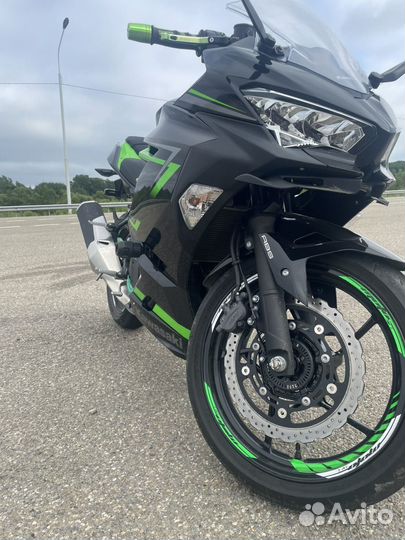 Kawasaki ninja 400
