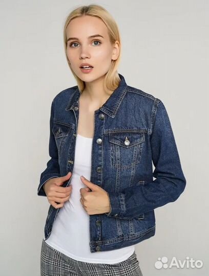 Куртка новая 42-46 джинсовая для девушек