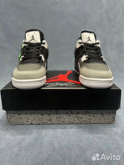 Nike air Jordan 4 retro