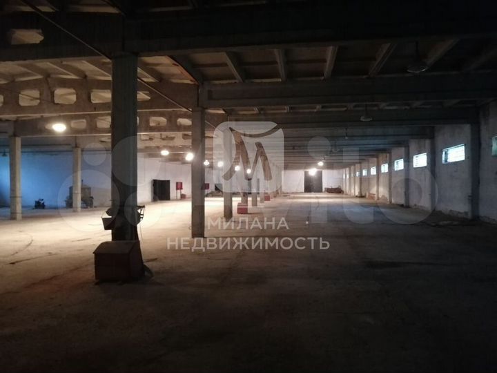 Сдам складское помещение, 3213.1 м²