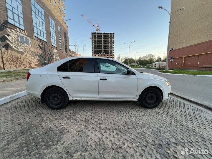 Skoda Rapid 1.6 AT, 2016, 239 000 км