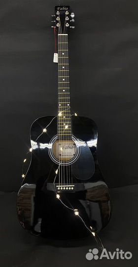 Элегантная акустическая гитара Fabio
